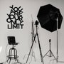 Wallity Limit - Escultura de pared de metal en negro